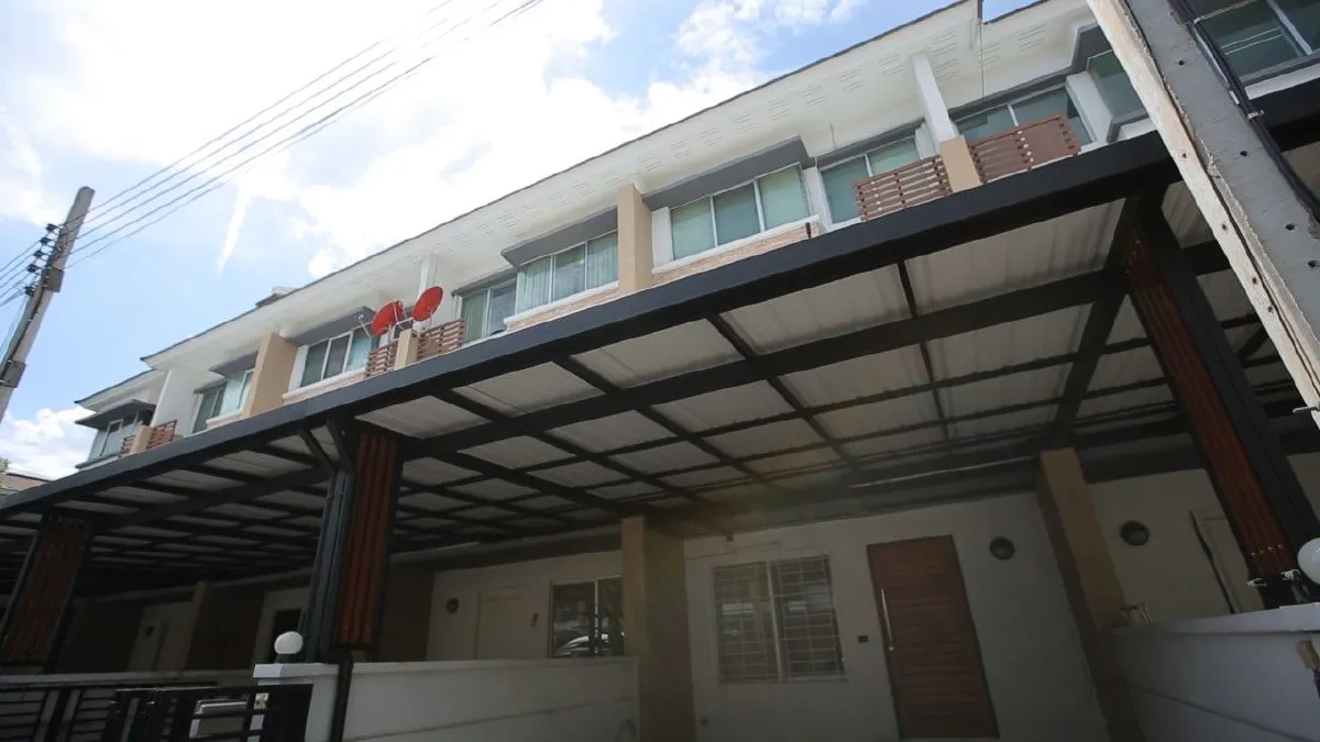 เปิดบ้าน! ปิยะพงษ์ ผิวอ่อน ตำนานเพชฌฆาตหน้าหยก ทีมชาติไทย