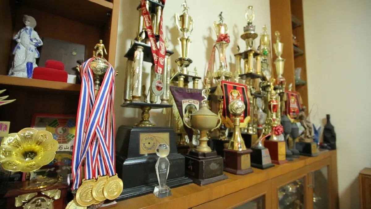 เปิดบ้าน! ปิยะพงษ์ ผิวอ่อน ตำนานเพชฌฆาตหน้าหยก ทีมชาติไทย