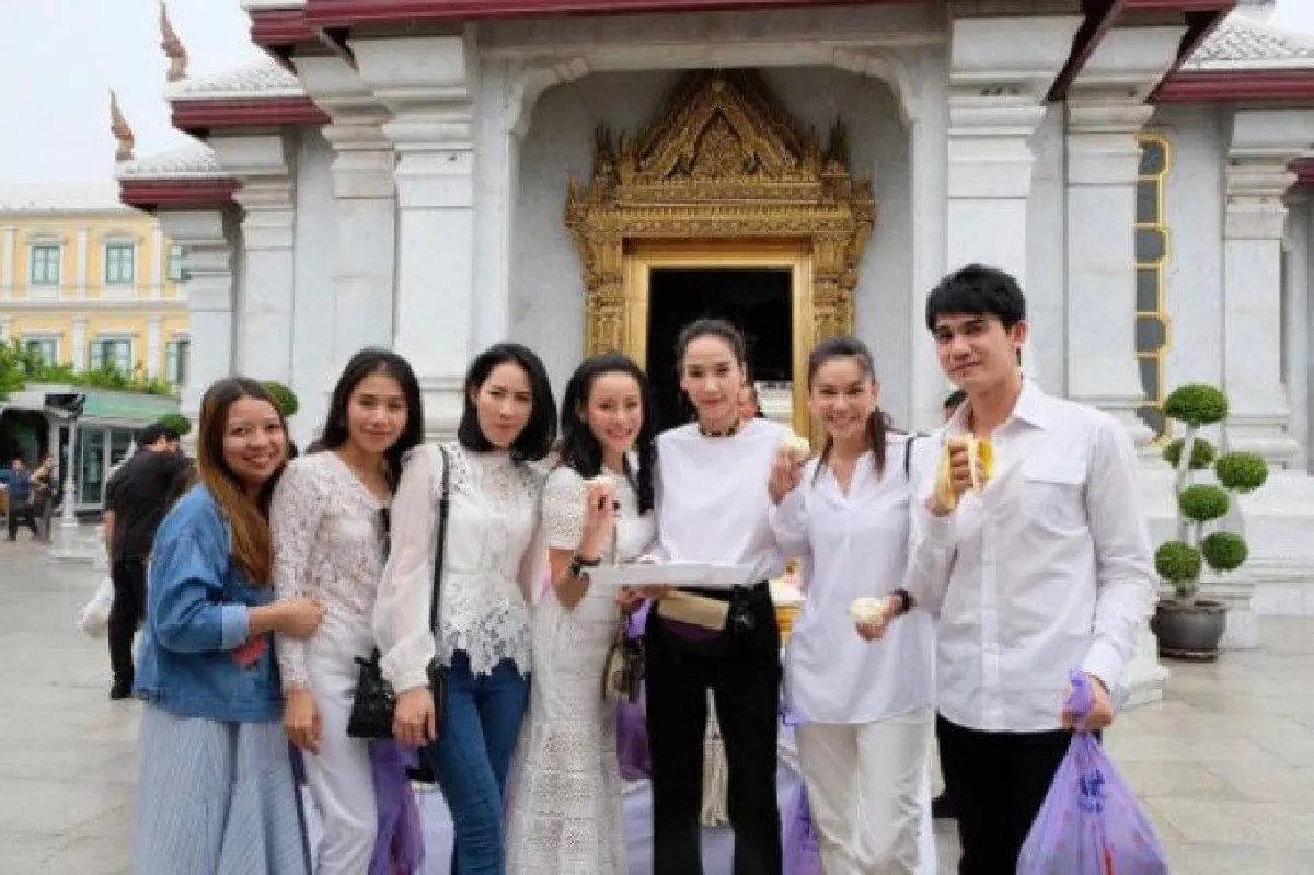 "อั้ม พัชราภา" สมฉายา นางเอกสายบุญ