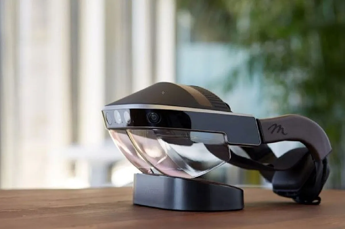 เตรียมตัวให้พร้อม! "ออฟฟิศโฮโลแกรม" มาแล้ว