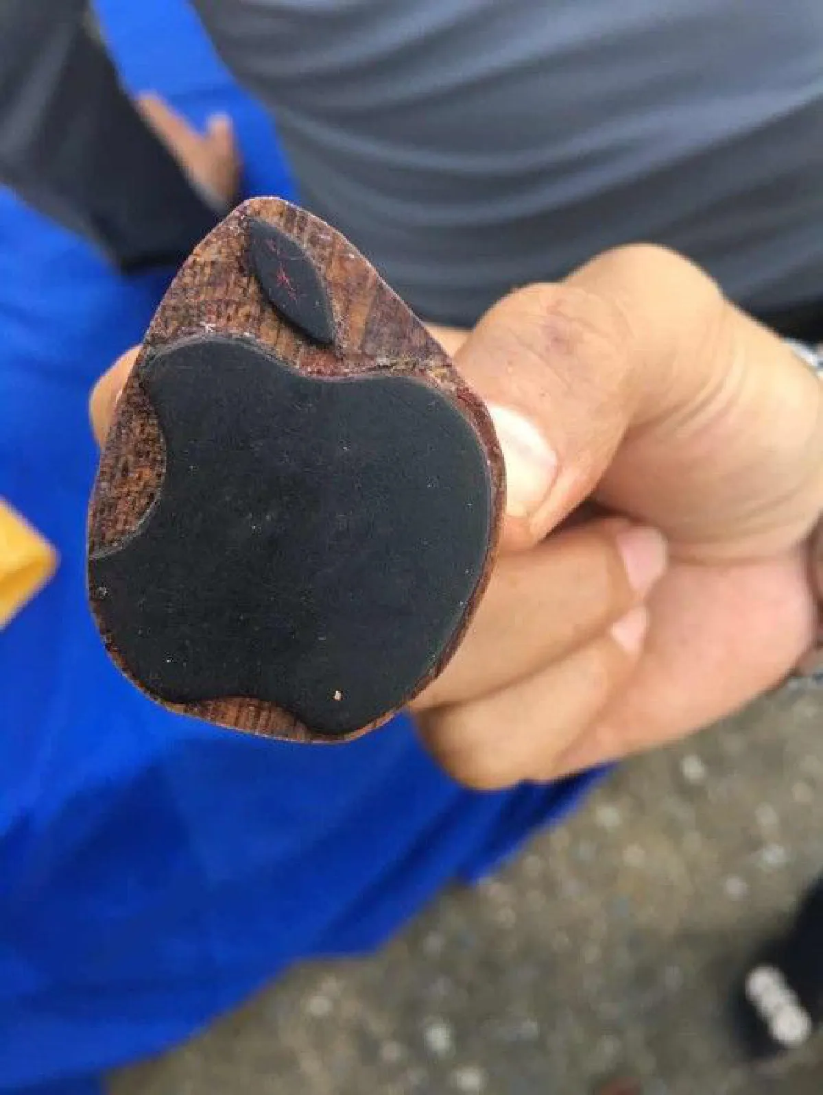 จับแหล่งผลิตยาบ้าตรงข้ามแม่สายยึด30ล้านเม็ดแถมพบแม่พิมพ์สัญลักษณ์ "แอปเปิล"