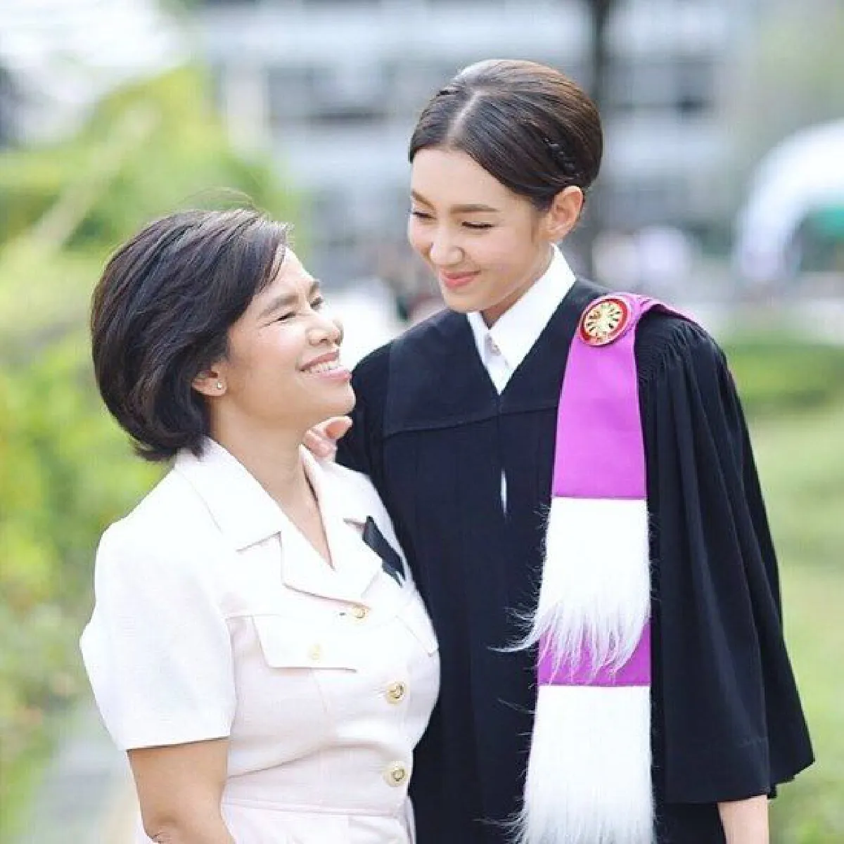 ส่องภาพความอบอุ่น คนบันเทิงพาเหรดโพสต์บอกรักคุณแม่