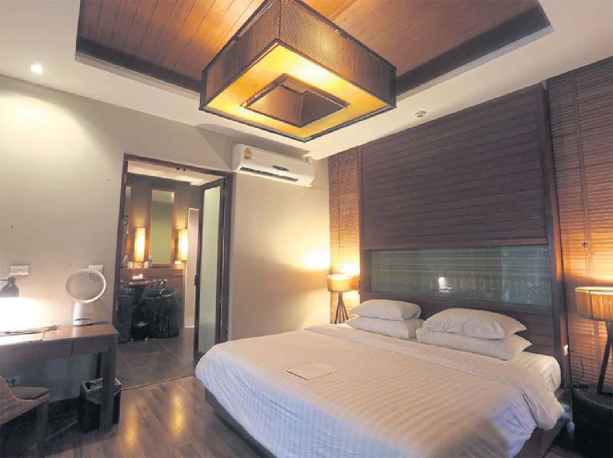 หลบฝนในบ้านริมชี วิชชิ่ง ทรี ขอนแก่น รีสอร์ท