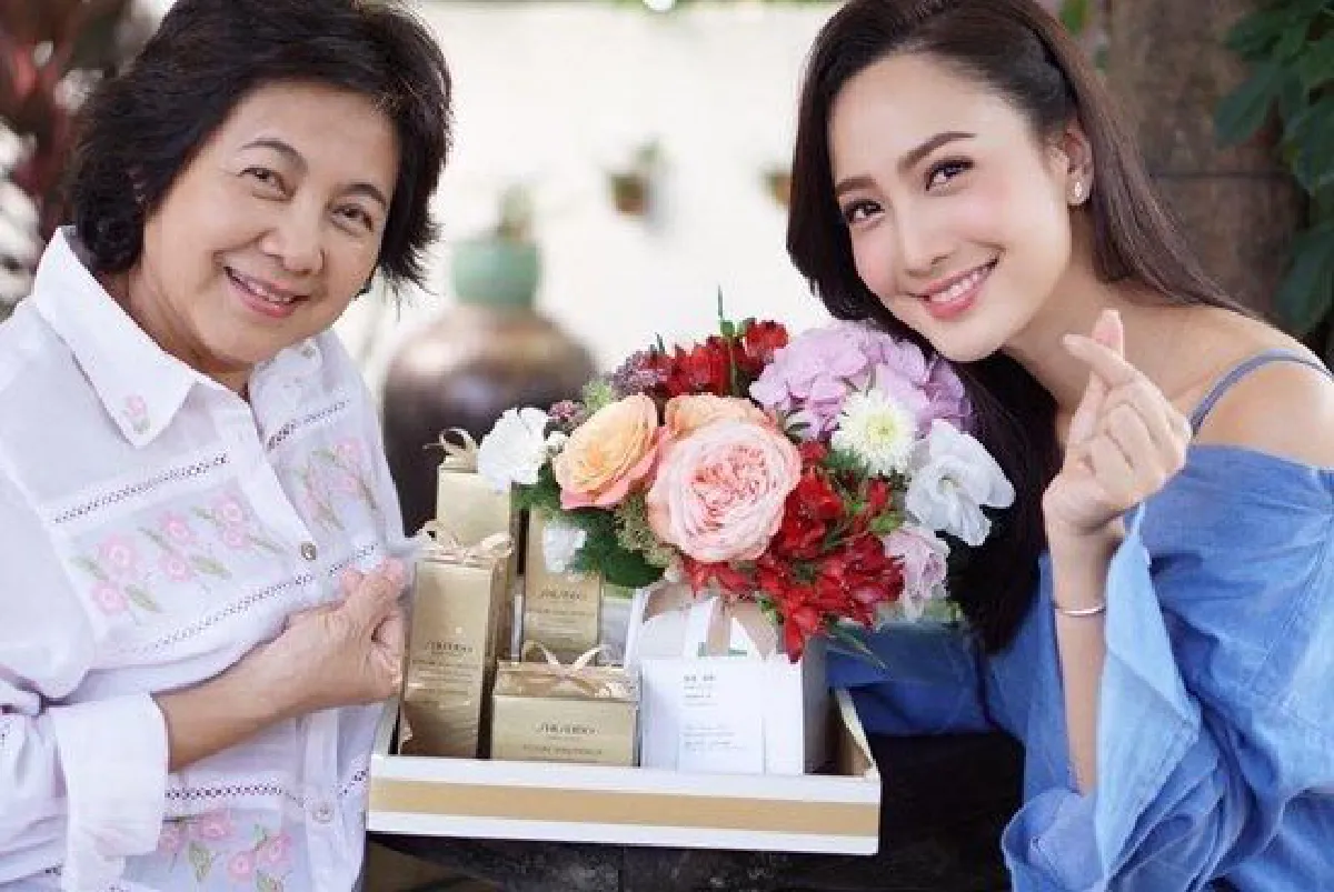 ส่องภาพความอบอุ่น คนบันเทิงพาเหรดโพสต์บอกรักคุณแม่
