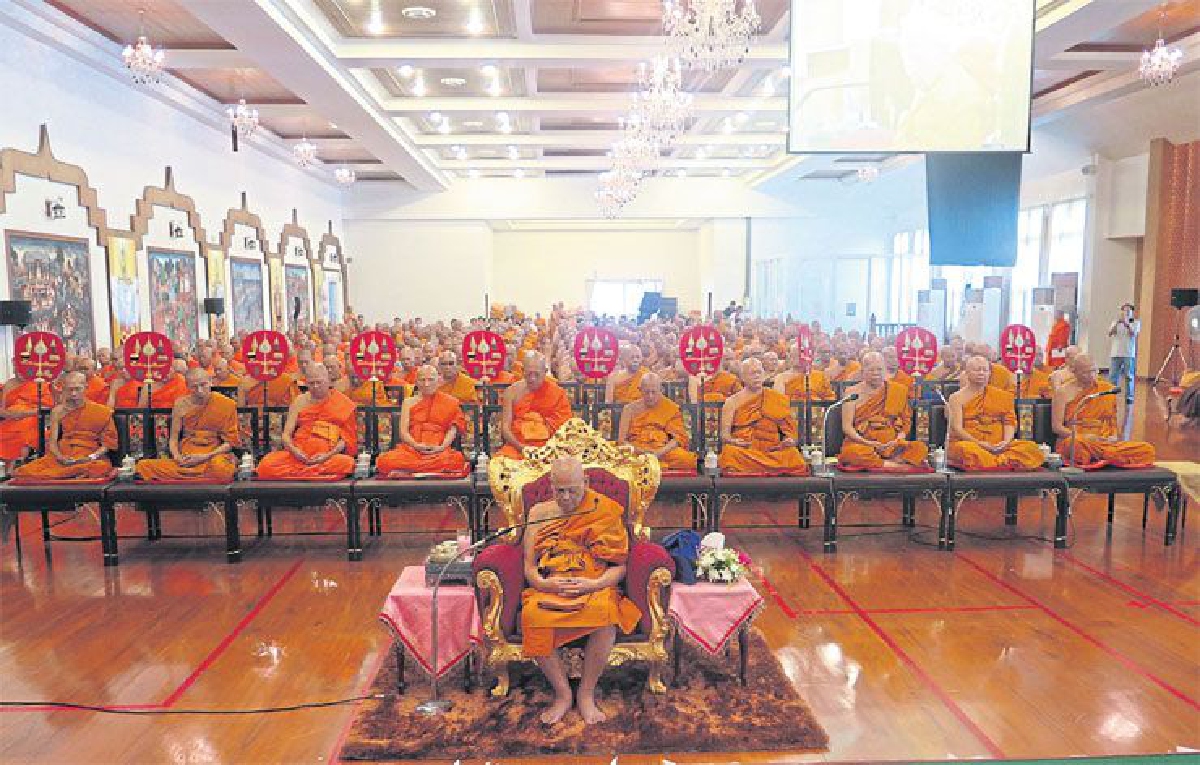 รัฐบาลสร้างพระพุทธรูปทองคำ ถวายพระบรมราชินี รัฐบาลสร้างพระพุทธรูปทองคำ ถวายพระบรมราชินี