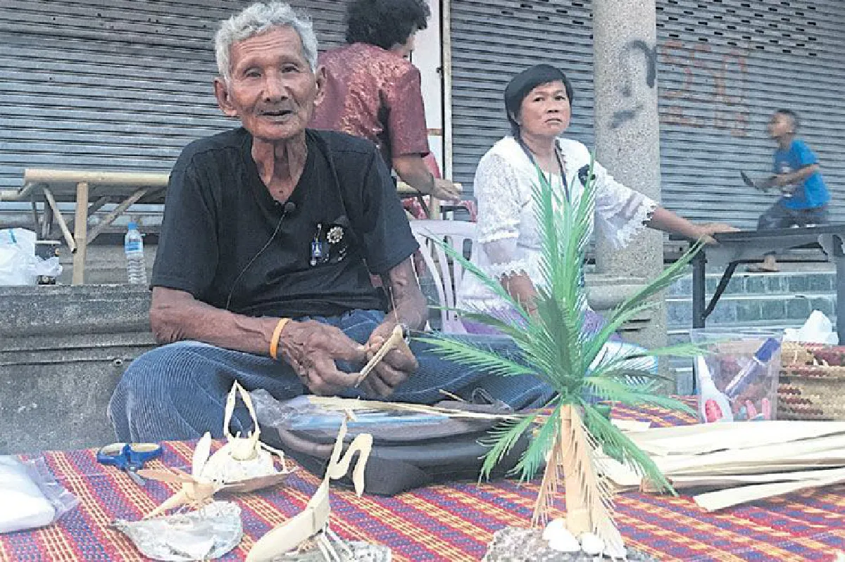 ‘ถนนสู้ศึก’ ตลาดต้องชมแห่งอ่าวมะนาว