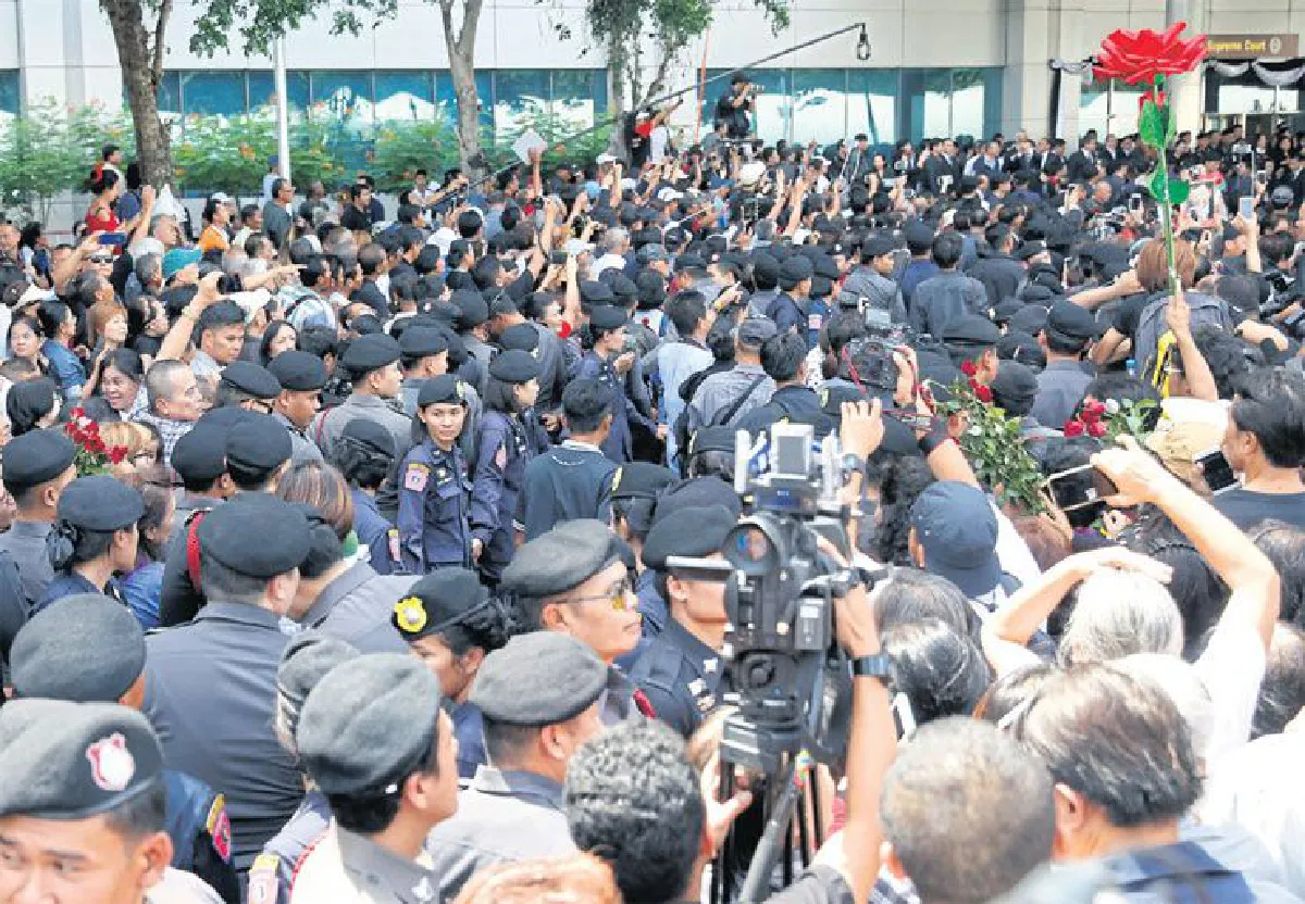 เกาะติดประเด็นร้อน