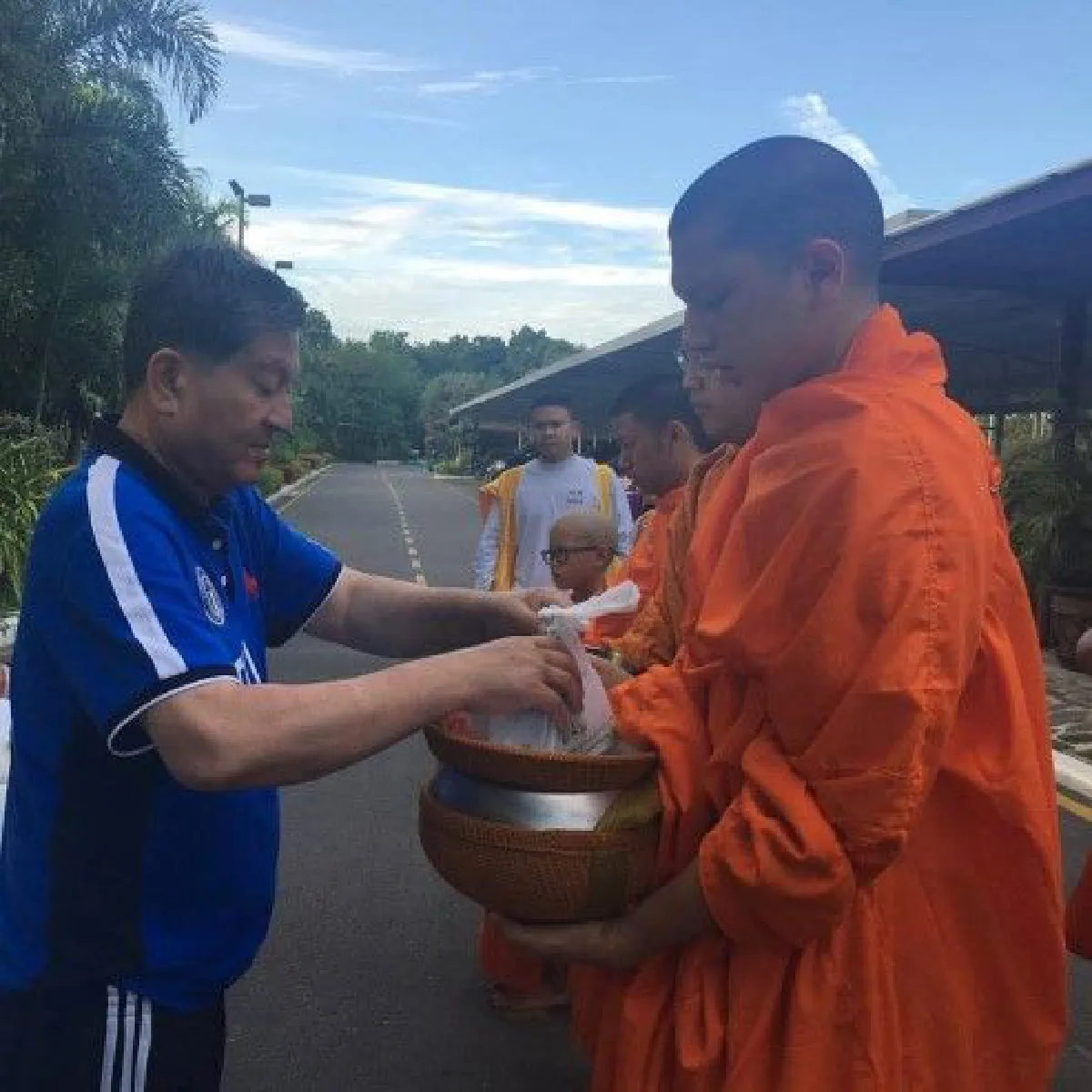 1 เดือน แห่งเส้นทางศึกษาธรรมของ "ทิดกาโม่"