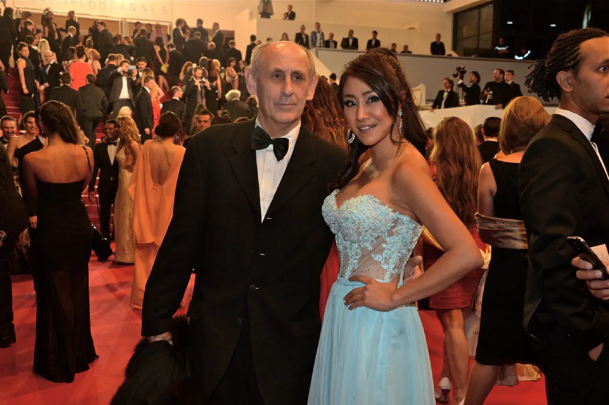 ปลา โกมารทัต อดีตนักแสดงผันตัวเป็นนักร้องสร้างชื่อในฮอลลิวูด