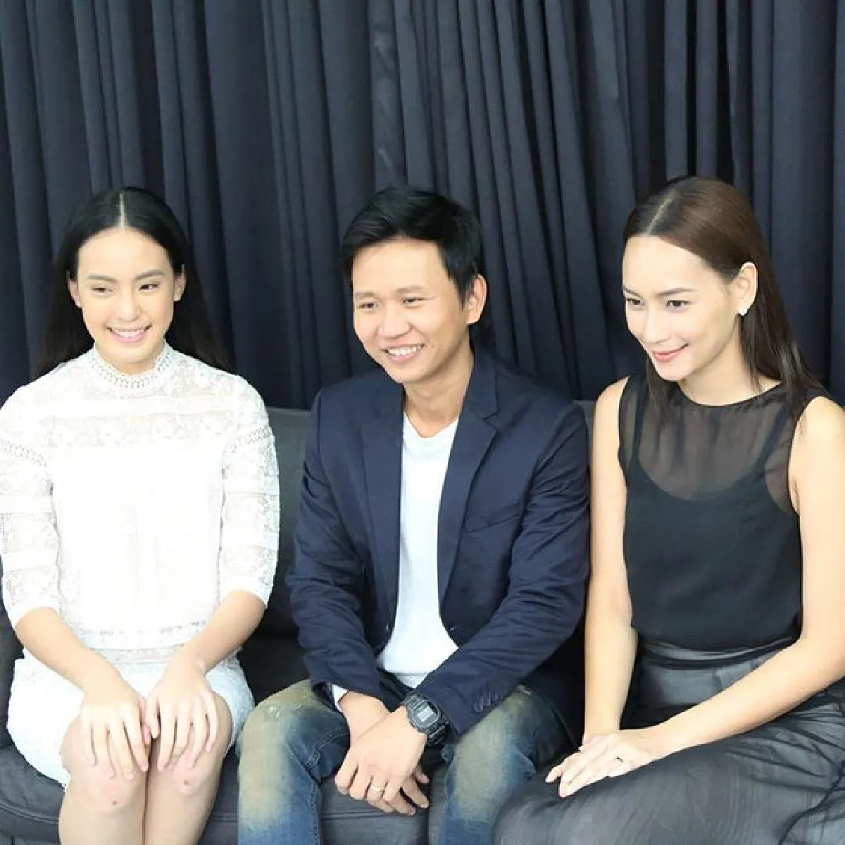 ลิลลี่ เดอะเฟซ-บี น้ำทิพย์ แต่งสวยแพ็คคู่เปิดตัวหนัง "เพื่อน..ที่ระลึก"