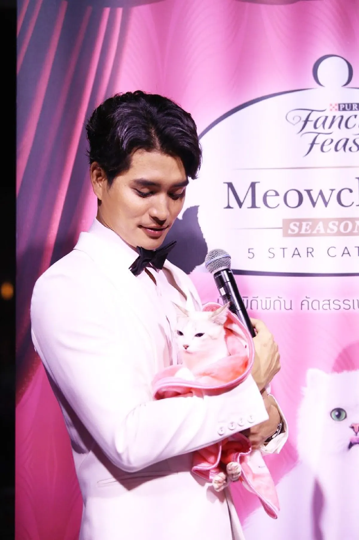 ปั้นจั่น-มิ้นต์ จับคู่ดินเนอร์หรู “เหมียวชลิน ซีซั่น 2” เสิร์ฟเมนูรักให้แมวสุดเลิฟ
