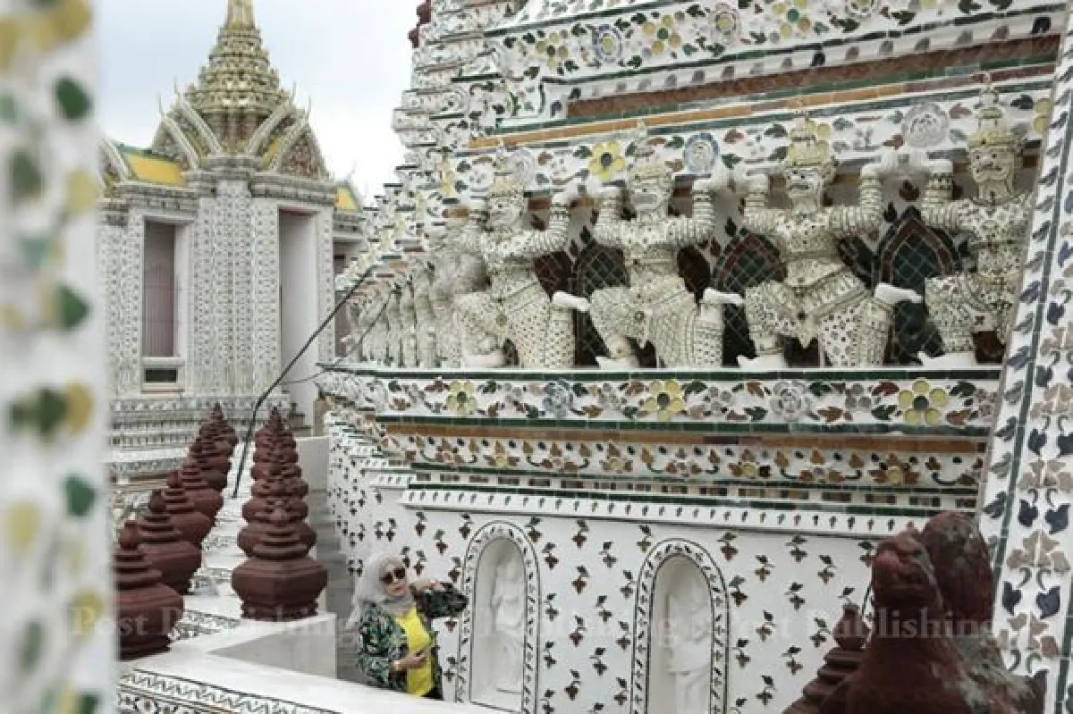 Cleaner, brighter Temple of Dawn makes some unhappy