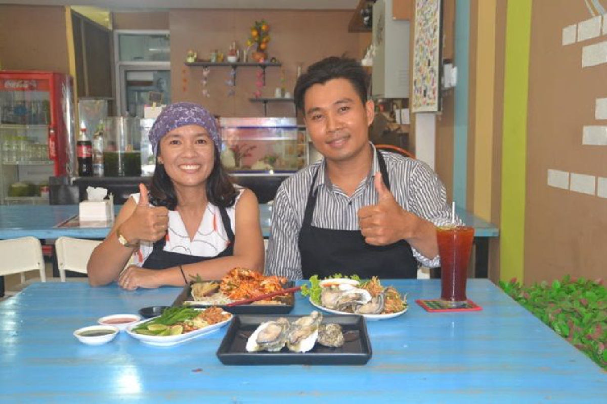 แปรประสบการณ์เป็นทุน ร้านหอยสเตชั่นโดยอดีตเชฟโรงแรม แปรประสบการณ์เป็นทุน ร้านหอยสเตชั่นโดยอดีตเชฟโรงแรม