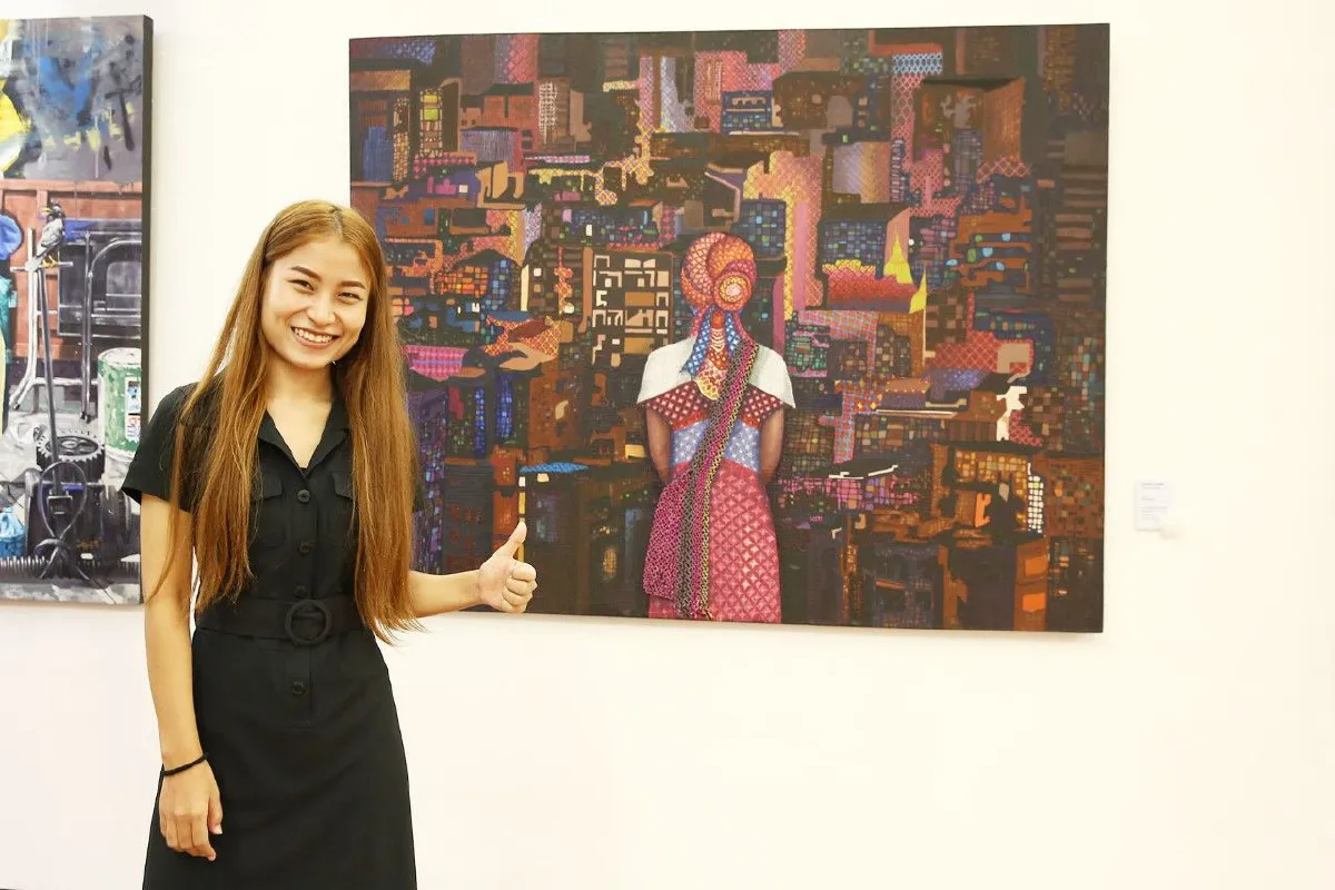 ศิลปินหญิงเมืองสุราษฎร์ฯ คว้าชัยเวทีจิตรกรรมร่วมสมัยพานาโซนิคครั้งที่ 19