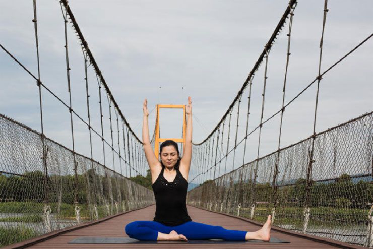 Parivrtta Janu Sirsasana (Revolved head to knee pose variation) Parivrtta Janu Sirsasana (Revolved head to knee pose variation)