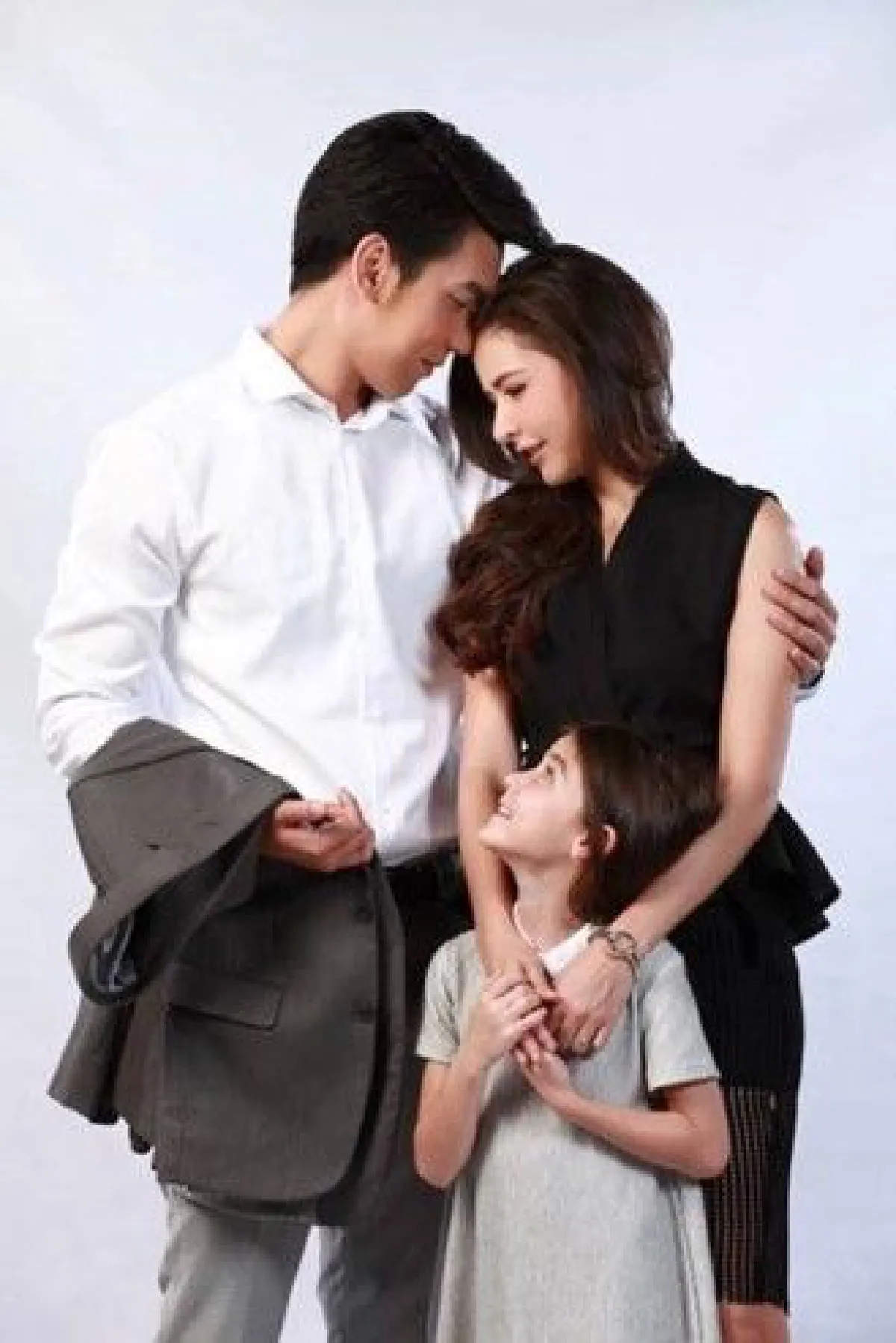 "ศรีริต้า" ขอถอนตัวจากละคร "ตุ๊กตาผี" ทั้งที่ฟิตติ้งแล้ว