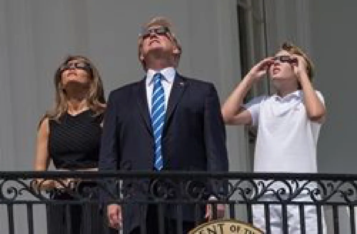 Americans in awe of total solar eclipse