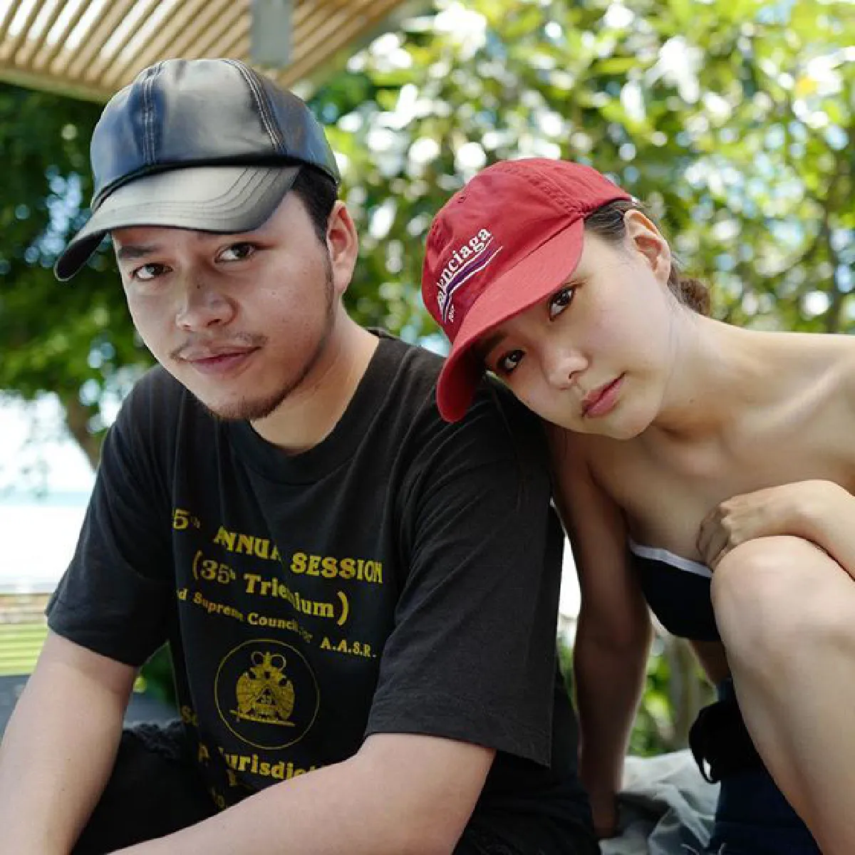 เต้ย จรินทร์พร ยกแก๊งเพื่อนซี้ อวดความเซ็กซี่ท้าแดดริมทะเล