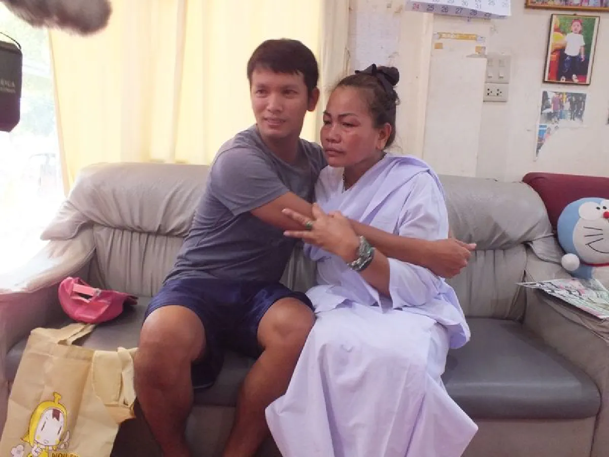 หนุ่มนักดนตรีสุดดีใจได้เจอแม่ที่แท้จริงหลังตามหามานาน33ปี