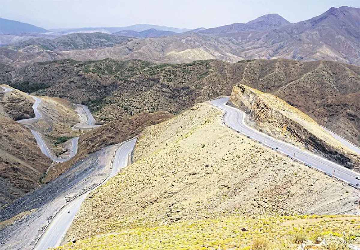 ฟ้าจรดทรายบนดินแดนในฝัน