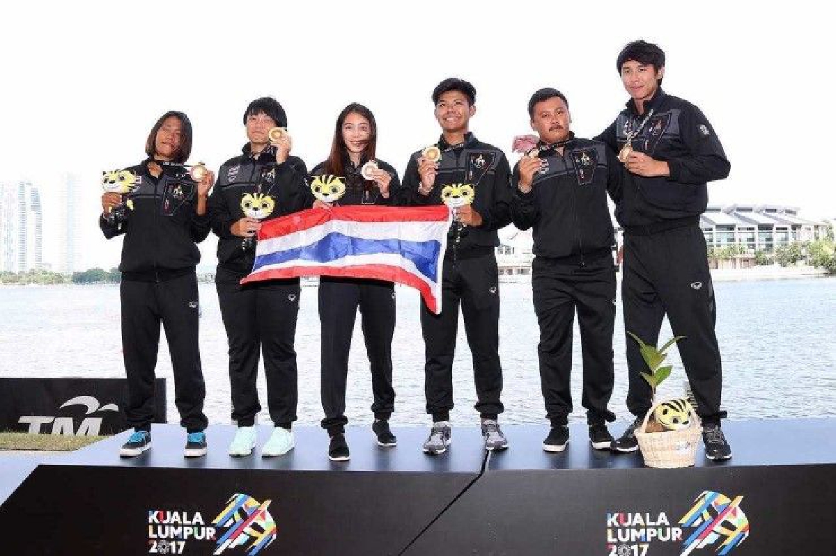 เวคบอร์ดโชว์ลีลาผงาดทองทีมผสมชาย-หญิง เวคบอร์ดโชว์ลีลาผงาดทองทีมผสมชาย-หญิง