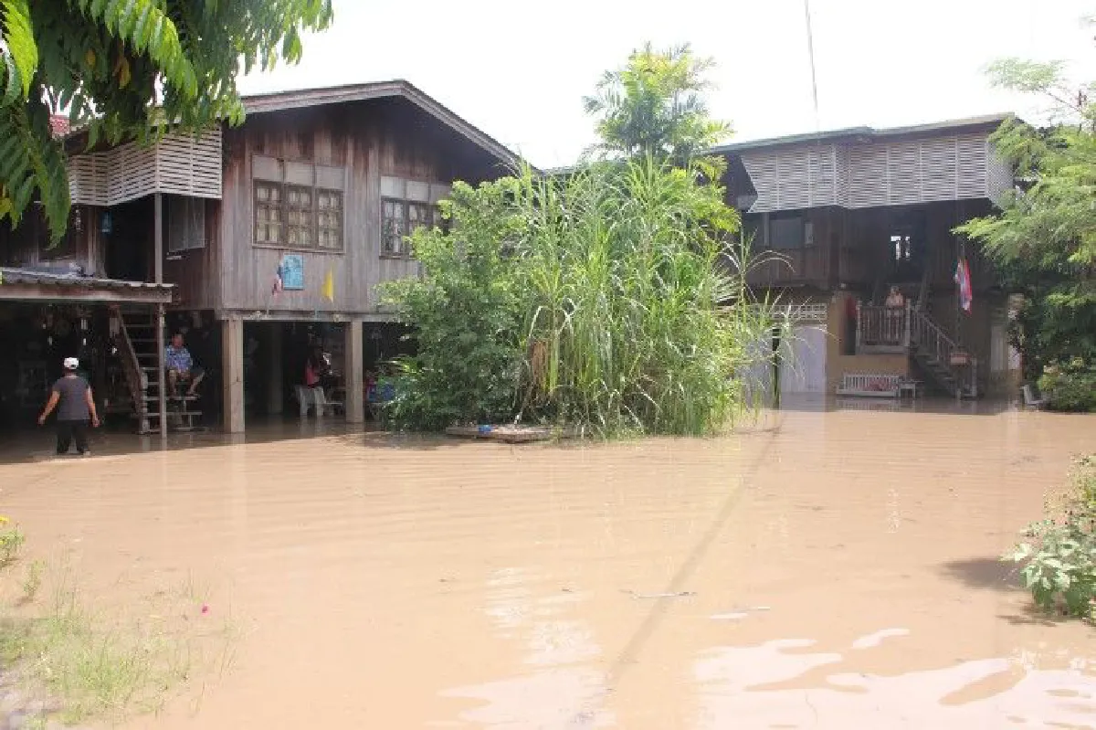 น้ำป่าดอยขุนตาลหลากท่วมหมู่บ้านนานกว่า5ชั่วโมง