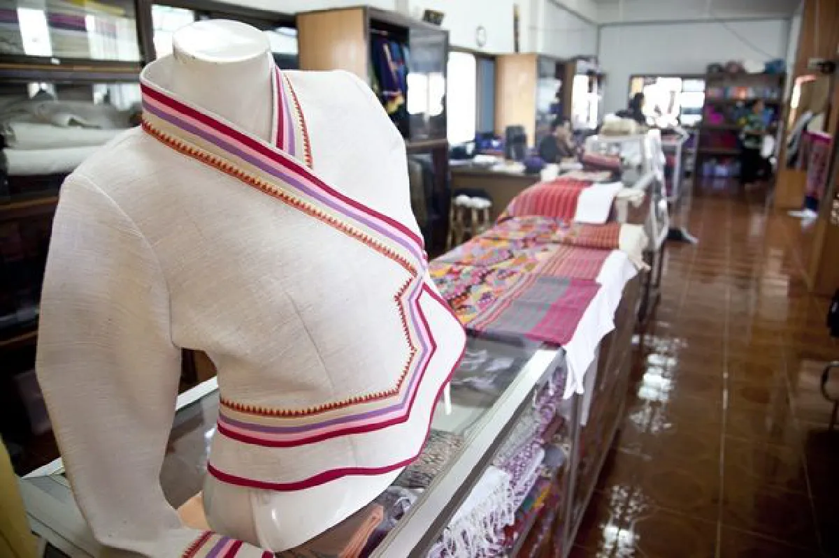 สตรีทอผ้าศรีดอนชัย กลุ่มผ้าทอที่ไม่ลืมรากเหง้าของตัวเอง