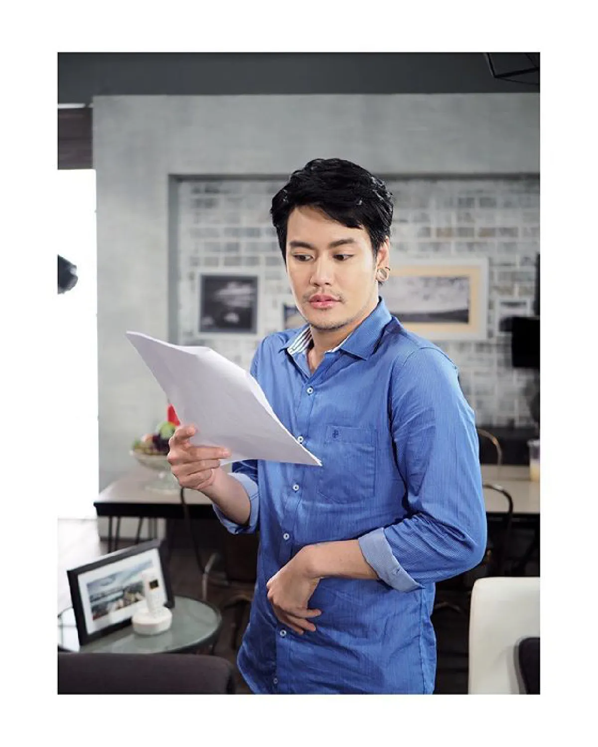 อ๊อฟ ปองศักดิ์ โพสต์ภาพจับมือแฟนหนุ่ม เปิดตัวรักครั้งใหม่