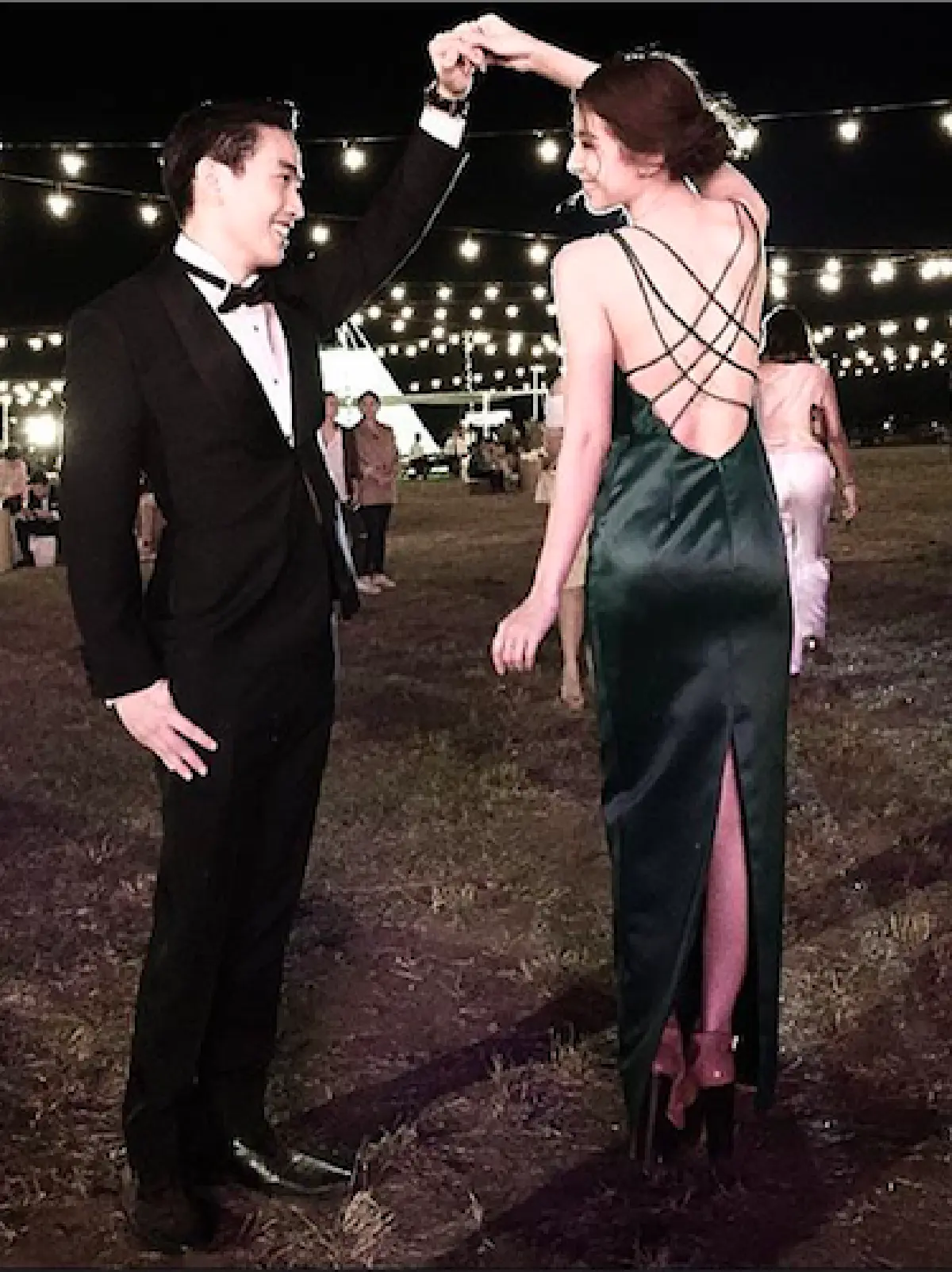 ไม่ธรรมดา! 8 หนุ่มนักธุรกิจโปรไฟล์ดี หวานใจตัวจริงของเหล่าซุปตาร์