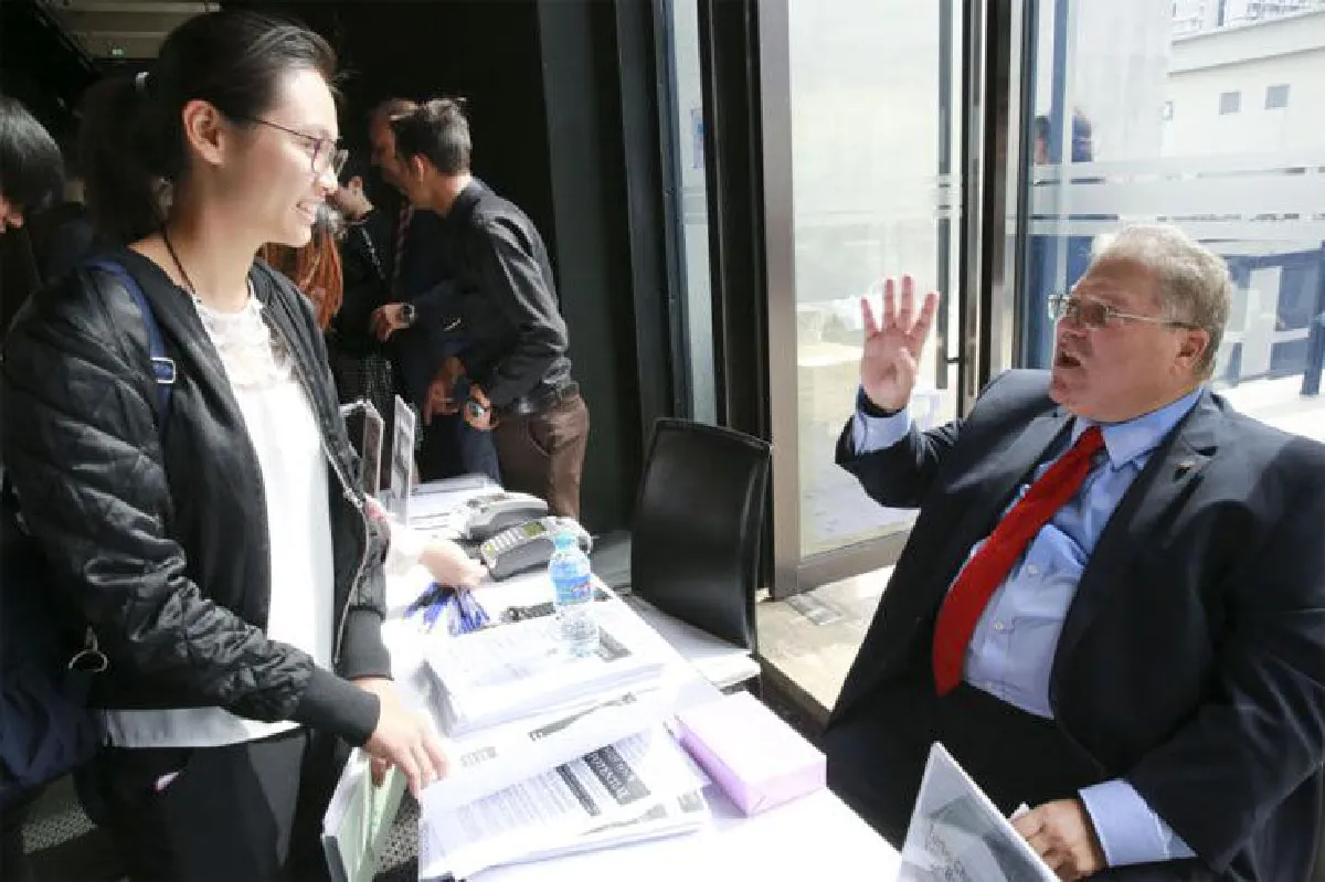 ฮาวเวิร์ด เบิร์ก เผยเทคนิคอ่านเร็วติดสปีด