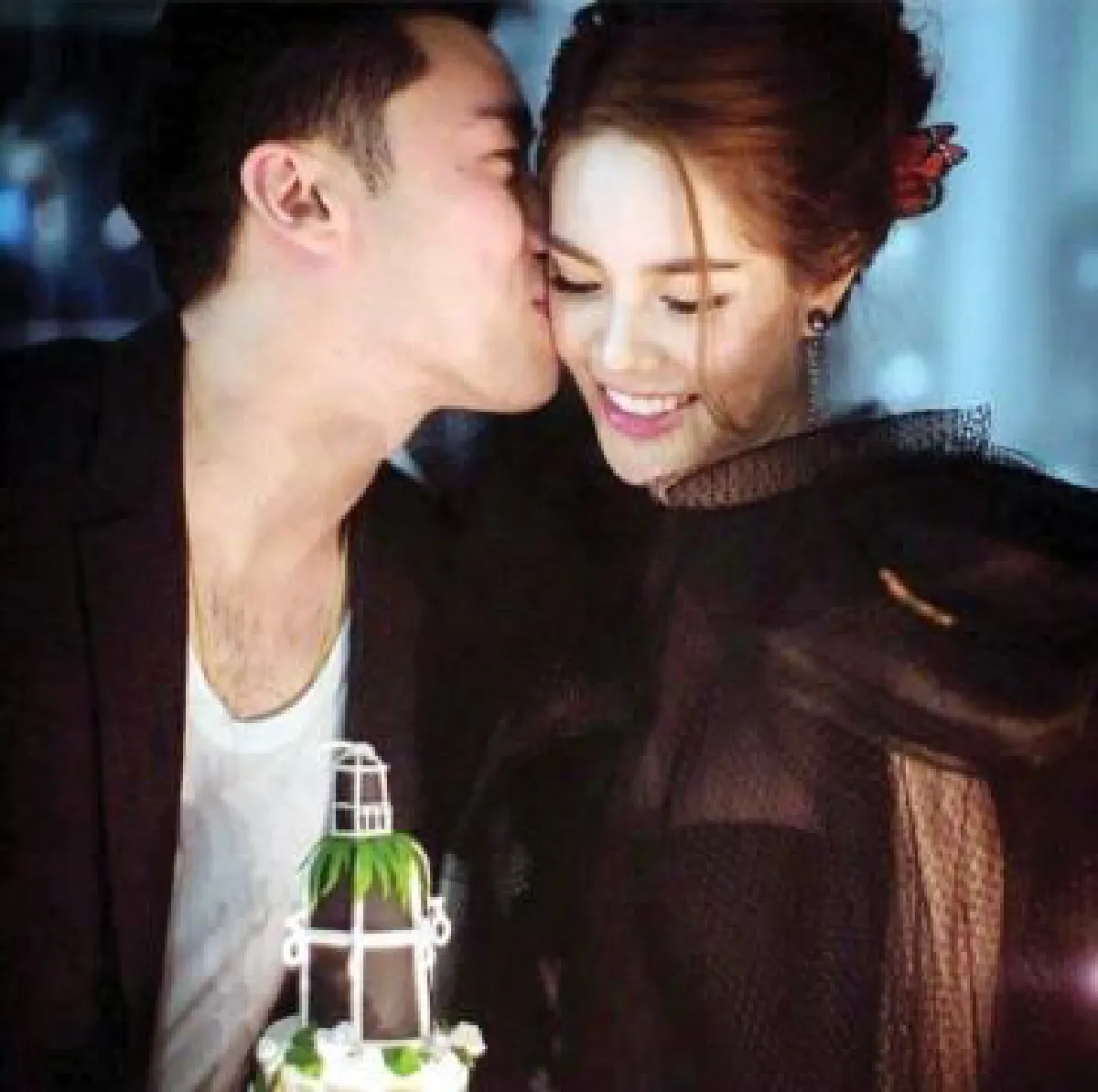 ไม่ธรรมดา! 8 หนุ่มนักธุรกิจโปรไฟล์ดี หวานใจตัวจริงของเหล่าซุปตาร์