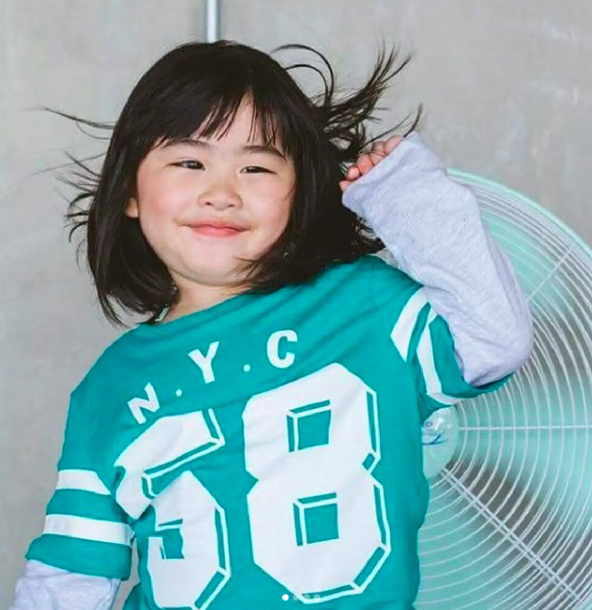 รวมช็อตเด็ดลูกดารา..เห็นแล้วฮาน้ำตาเล็ด