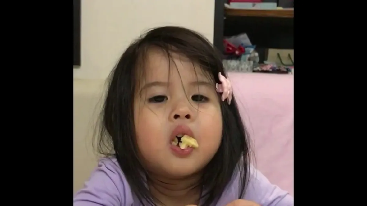 รวมช็อตเด็ดลูกดารา..เห็นแล้วฮาน้ำตาเล็ด