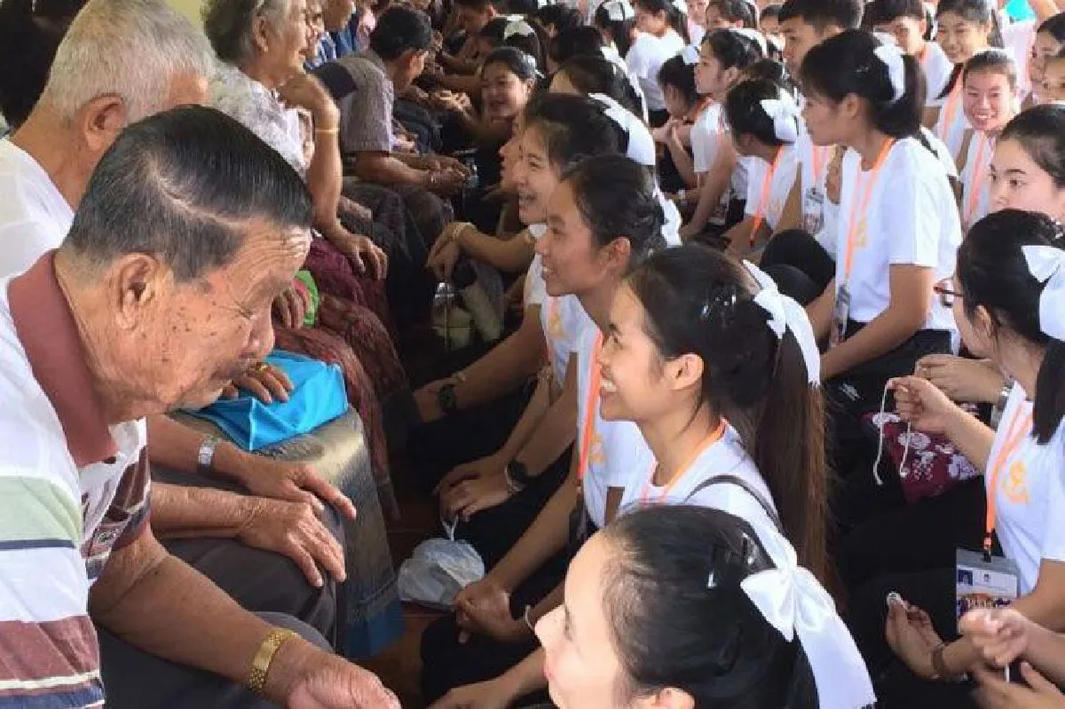บุตรบุญธรรมชุมชน โครงการรับน้องใหม่ พยาบาล มหา’ลัยพะเยา