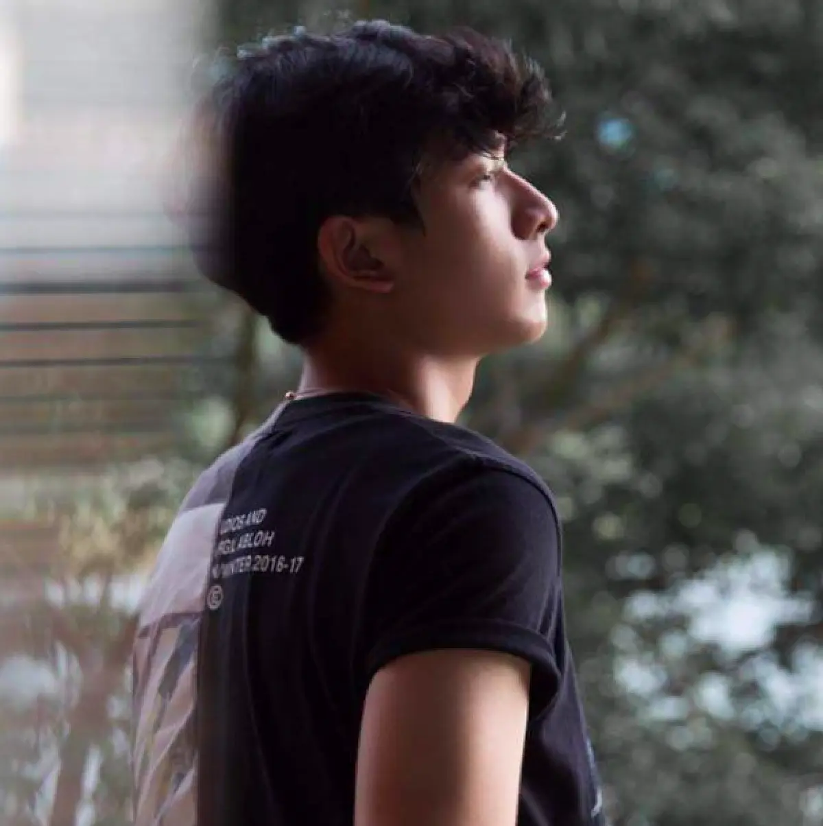 ไม่ได้มีดีแค่หน้าตา..รวมลูกชายดาราดีกรีนักเรียนนอก