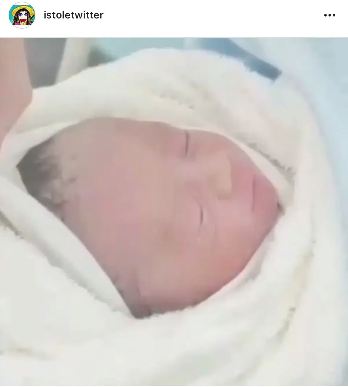 ส่องทายาทซุปตาร์ 5 ลูกแฝดคนดังที่ใครๆ ต่างก็เทใจให้