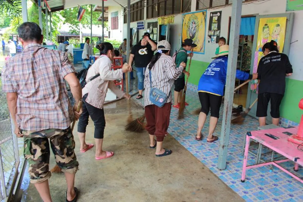 พิษณุโลกฝนตกหนักน้ำป่าท่วมโรงเรียนปิดสอน1วัน