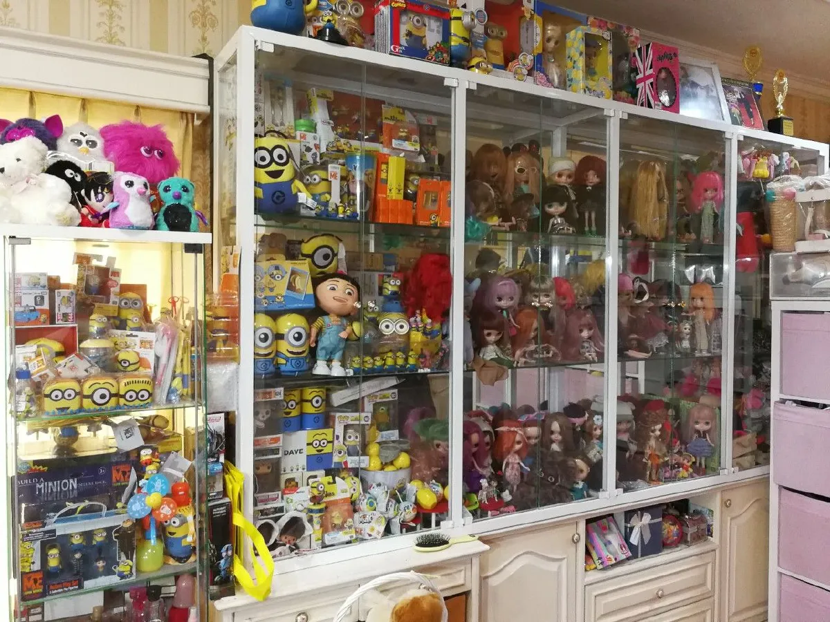 ส่องบ้านสุดหรู แก้มบุ๋ม ปรียาดา โชว์ของสะสมตุ๊กตาบลายธ์กว่า 40 ตัว