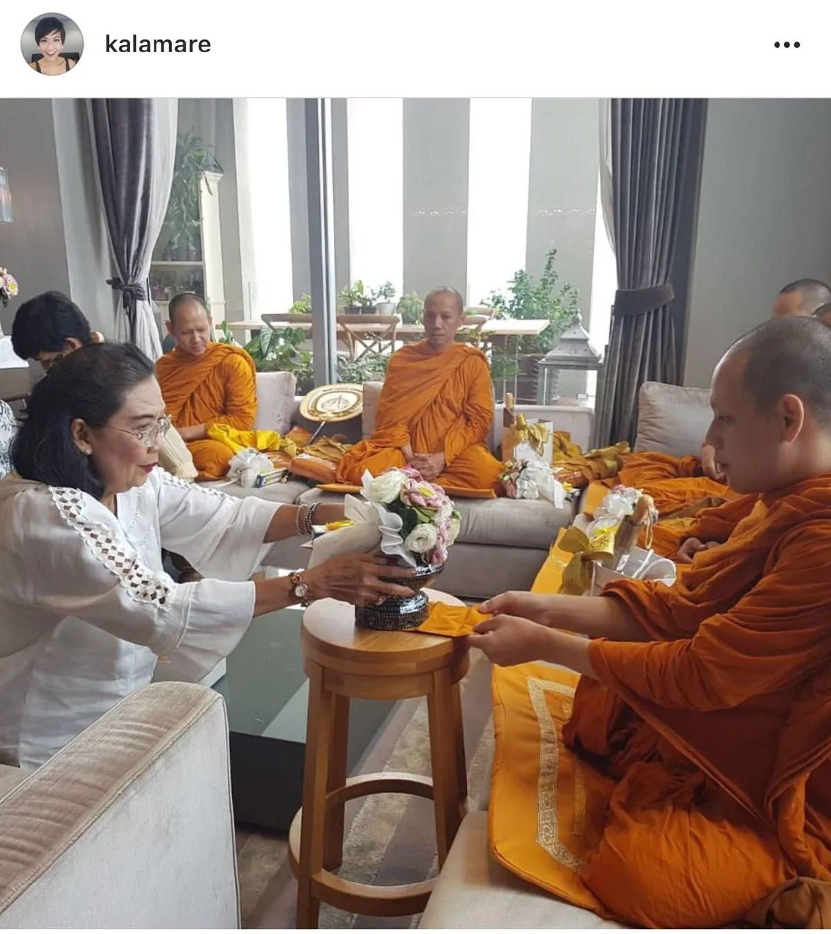 ฤกษ์ดี! "กาละแมร์”  ทำบุญขึ้นบ้านใหม่สุดหรูใจกลางเมือง