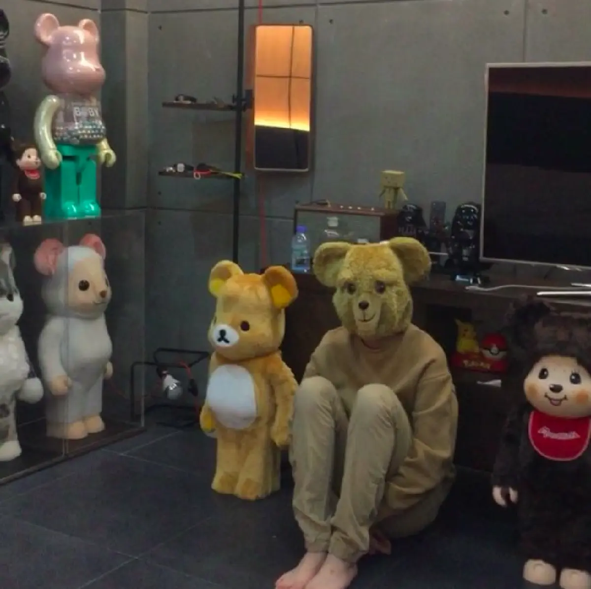 เปิดกรุ! ของสะสมหายากของเหล่าคนบันเทิง