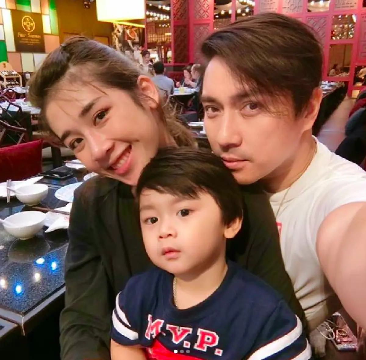 อายุไม่ใช่อุปสรรค! รวมคู่รักดาราที่อายุห่างกันเกิน 20 ปี