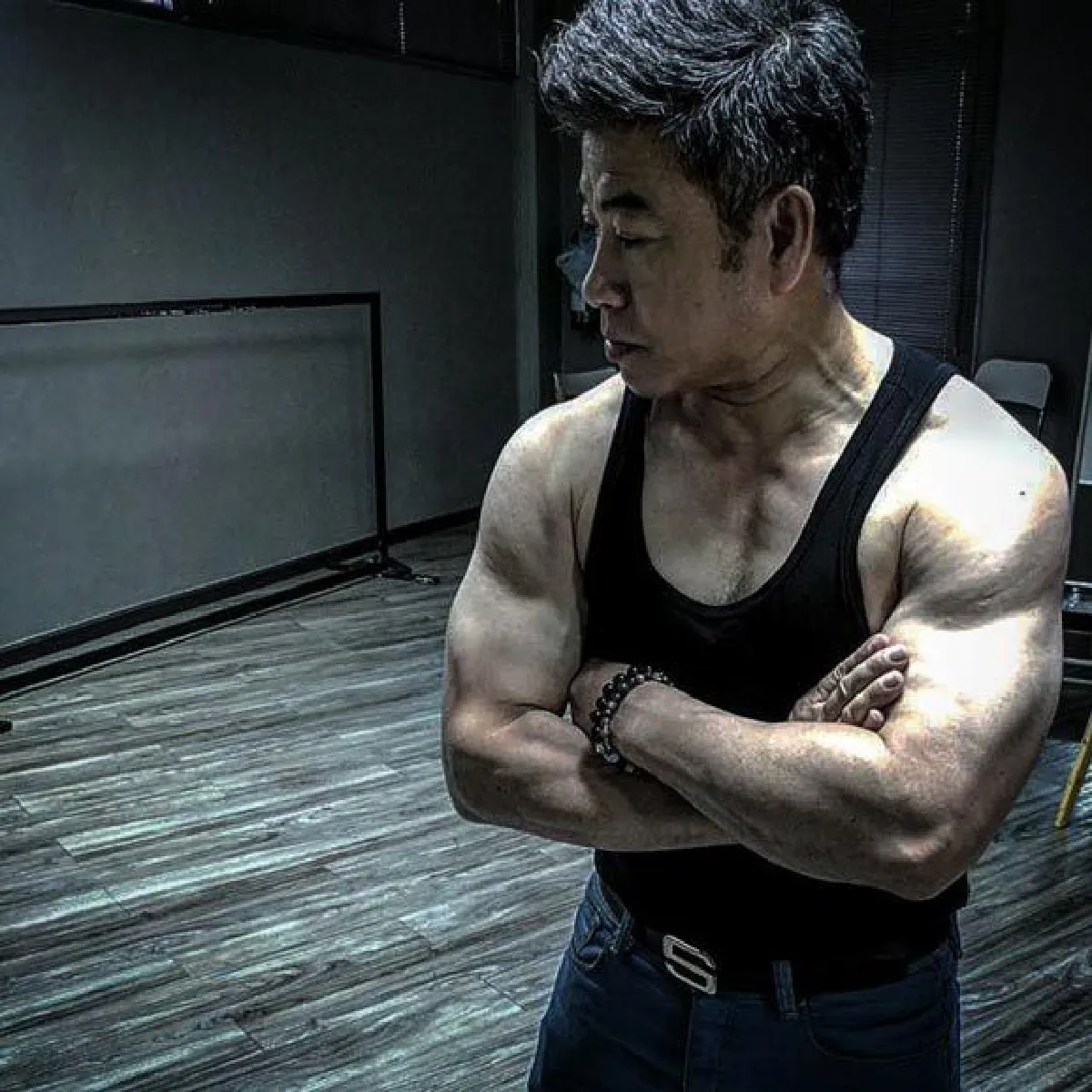 ซูมซิกแพค อ.เชน จตุพล กล้ามแน่นหุ่นเฟิร์มมากในวัย 56 ปี