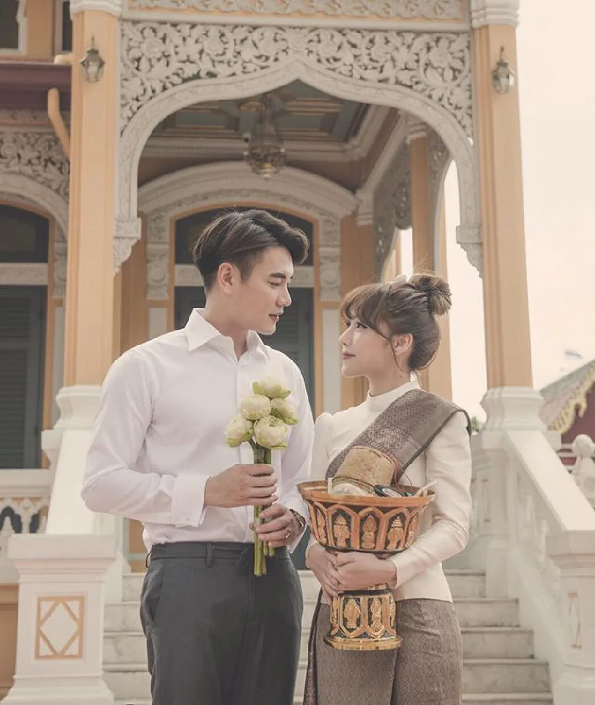น่าฮักหลาย! ฟลุค-แอปเปิ้ล อวดภาพพรีเวดดิ้งสุดโรแมนติก
