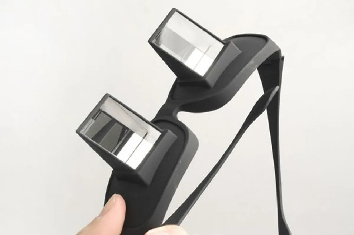 เอนหลังกันดีกว่า ด้วยแว่นตาสำหรับนอนอ่านหนังสือ