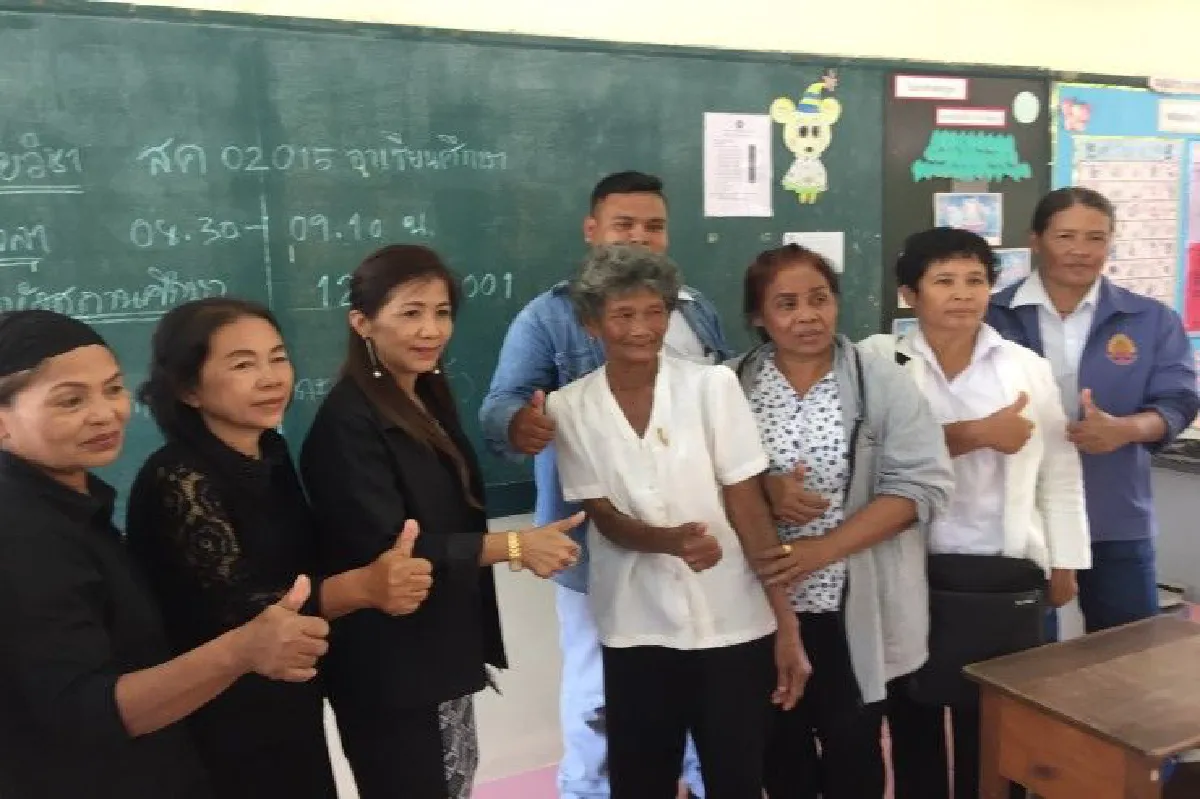 ไม่มีใครแก่เกินเรียน! คุณยายวัยเกือบ80ขอเรียนกศน.จนจบมัธยม