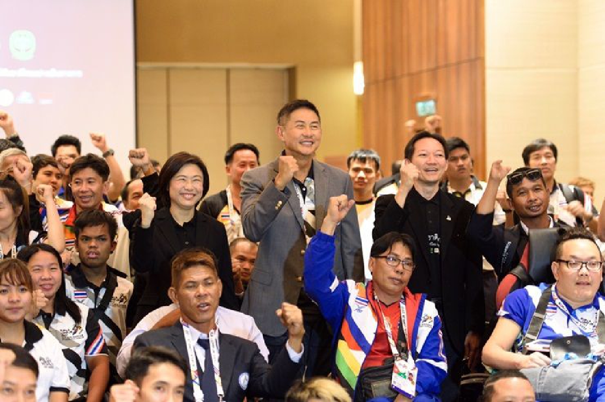 "เครือเจริญโภคภัณฑ์" จัดเต็ม ลัดฟ้าถึงแดนเสือเหลือง จัดงานเลี้ยงต้อนรับ "ทัพนักกีฬาคนพิการไทย" เติมพลังก่อนลุยอาเซียน พาราเกมส์ 2017 "เครือเจริญโภคภัณฑ์" จัดเต็ม ลัดฟ้าถึงแดนเสือเหลือง จัดงานเลี้ยงต้อนรับ "ทัพนักกีฬาคนพิการไทย" เติมพลังก่อนลุยอาเซียน พาราเกมส์ 2017
