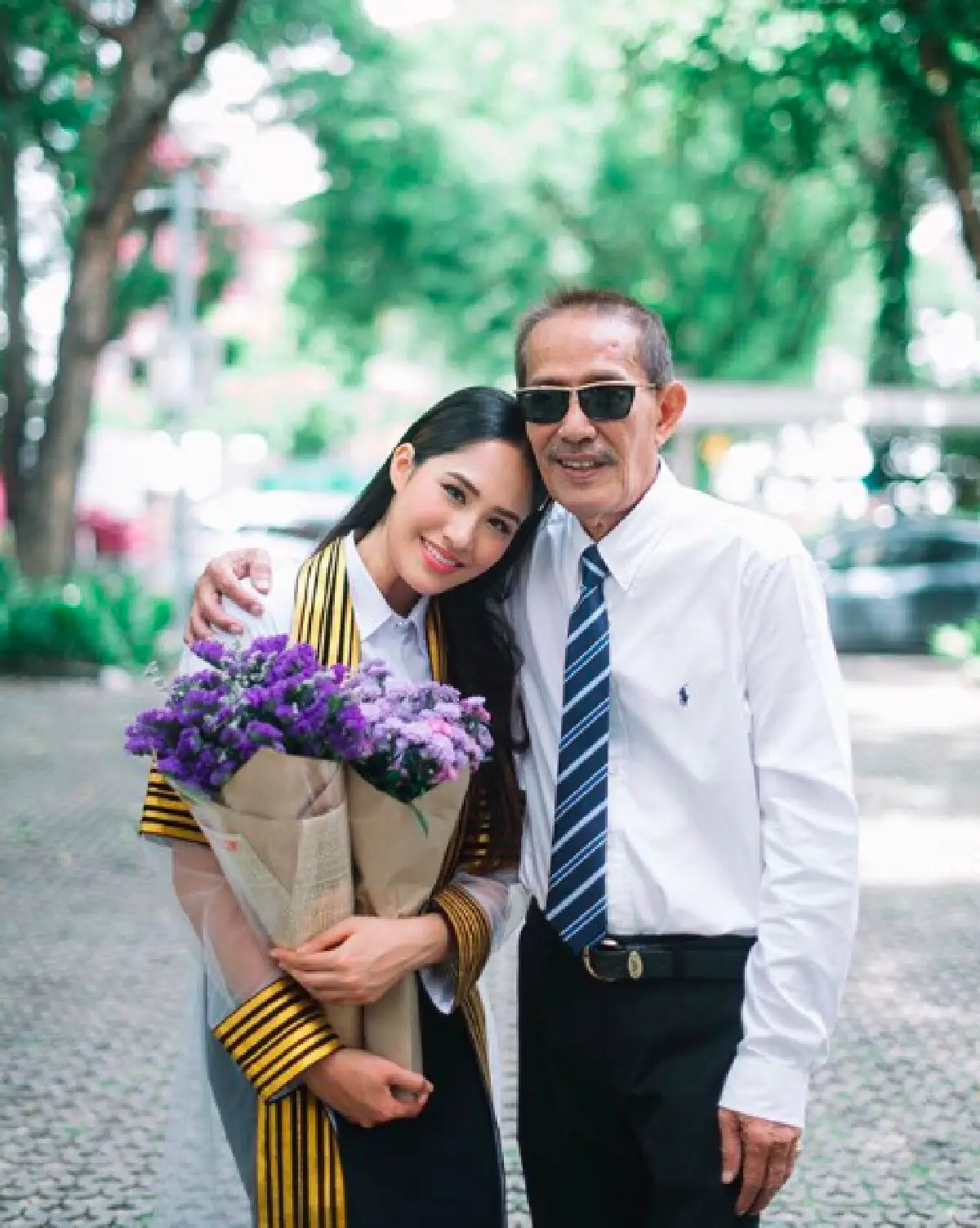 รวมเหล่าดาราบัณฑิตป้ายแดง...จากรั้วจามจุรี