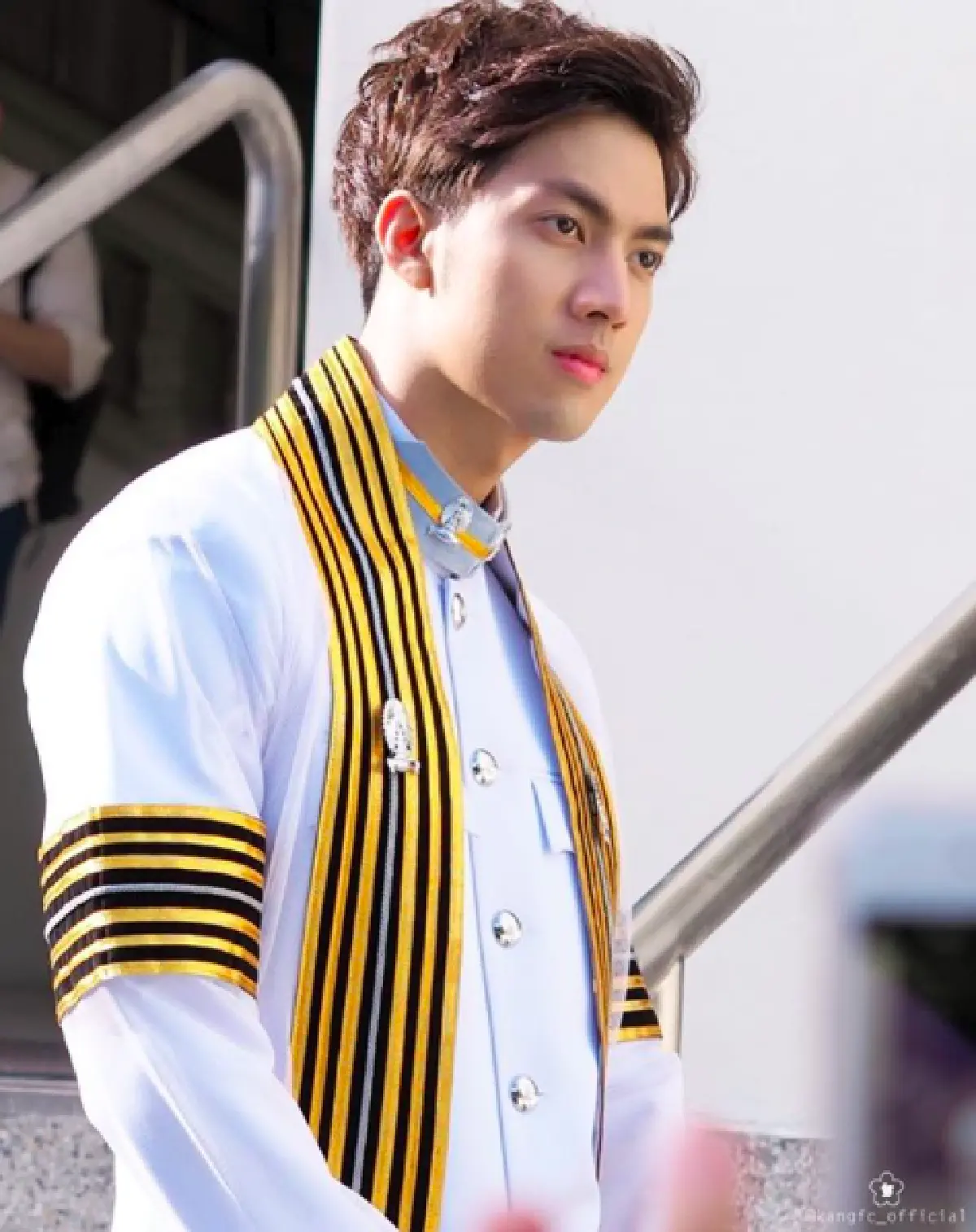 รวมเหล่าดาราบัณฑิตป้ายแดง...จากรั้วจามจุรี