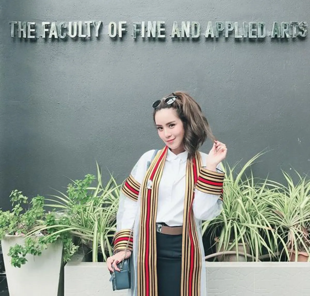 รวมเหล่าดาราบัณฑิตป้ายแดง...จากรั้วจามจุรี