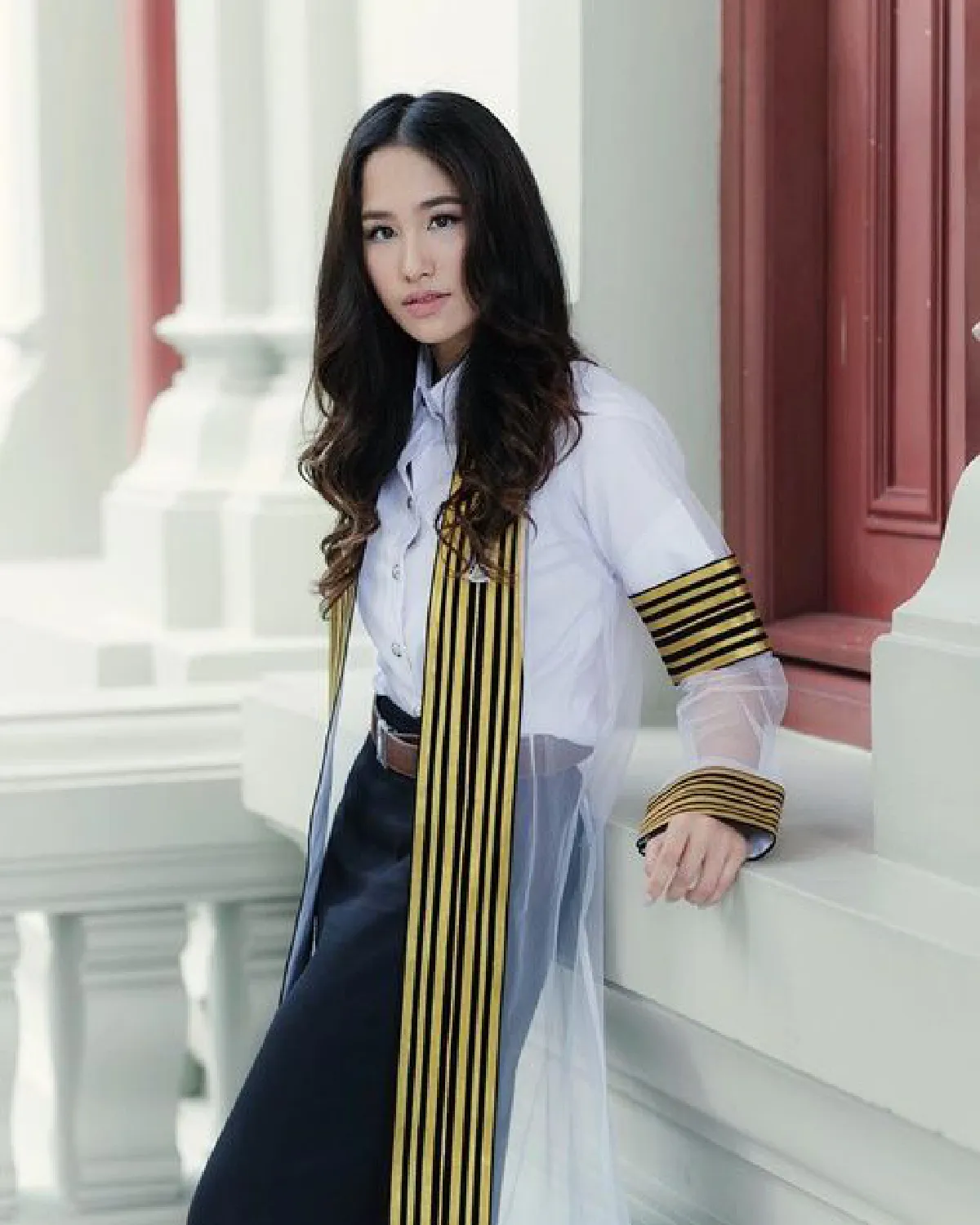 รวมเหล่าดาราบัณฑิตป้ายแดง...จากรั้วจามจุรี